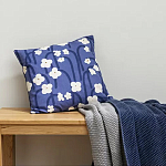 Подушка декоративная синяя с цветочным принтом Blossom Essence Emily варинант исполнения - 5 | Loft Concept в Уфе