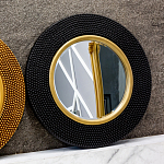 Зеркало в черной фактурной раме с золотым кантом Summon the Light варинант исполнения - 7 | Loft Concept в Уфе