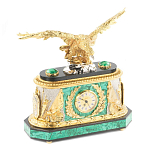 Часы настольные из натурального камня Малахит с декором в виде орла в подарочной коробке Eagle Stone Clock варинант исполнения - 2 | Loft Concept в Уфе