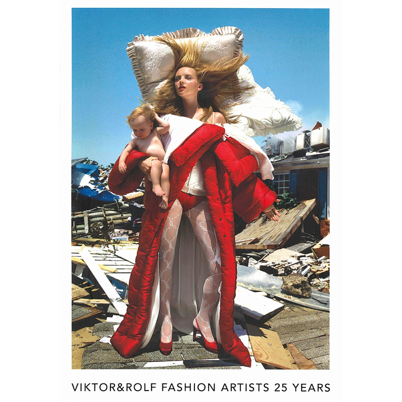 Книга Viktor & Rolf: Fashion Artists 25 Years Книга Viktor & Rolf: Fashion Artists 25 Years в Уфе | Loft Concept
