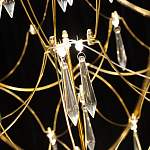 Люстра подвесная с изогнутым металлическим каркасом и множеством хрустальных подвесок Золото Диаметр 80 см Quasar варинант исполнения - 2 | Loft Concept в Уфе