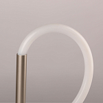 Настольная лампа белым изогнутым плафоном на круглой подставке Luke Lampco Tracer Lamp варинант исполнения - 9 | Loft Concept в Уфе