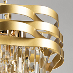 Люстра цвета матового золота с металлическими лентами и длинными прозрачными подвесками Gilded Waves варинант исполнения - 6 | Loft Concept в Уфе