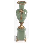 Ваза зеленого цвета из фарфора на высокой подставке с бронзовыми ручками Eden Garden porcelain and bronze варинант исполнения - 3 | Loft Concept в Уфе