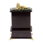 Часы настольные с декором в виде льва из натурального камня Нефрит Lion Stone Clock варинант исполнения - 4 | Loft Concept в Уфе