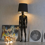 Лампа MALE MANNEQUIN LAMP с абажуром открытый позинг варинант исполнения - 3 | Loft Concept в Уфе