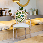 Стул с подлокотниками золотистый из бука с изображением птиц и цветов Blooming Birds варинант исполнения - 4 | Loft Concept в Уфе