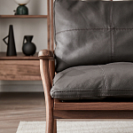 Кресло c каркасом из массива дерева и мягкой кожаной обивкой Walnut Armchair варинант исполнения - 10 | Loft Concept в Уфе