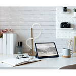 Настольная лампа белым изогнутым плафоном на круглой подставке Luke Lampco Tracer Lamp варинант исполнения - 5 | Loft Concept в Уфе