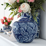 Ваза округлой формы с синей росписью и цветочным узором Blue & White Ornament варинант исполнения - 2 | Loft Concept в Уфе