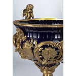 Чаша темно-синего цвета с фигурками ангелов и рельефным декором Eden Garden porcelain and bronze варинант исполнения - 2 | Loft Concept в Уфе